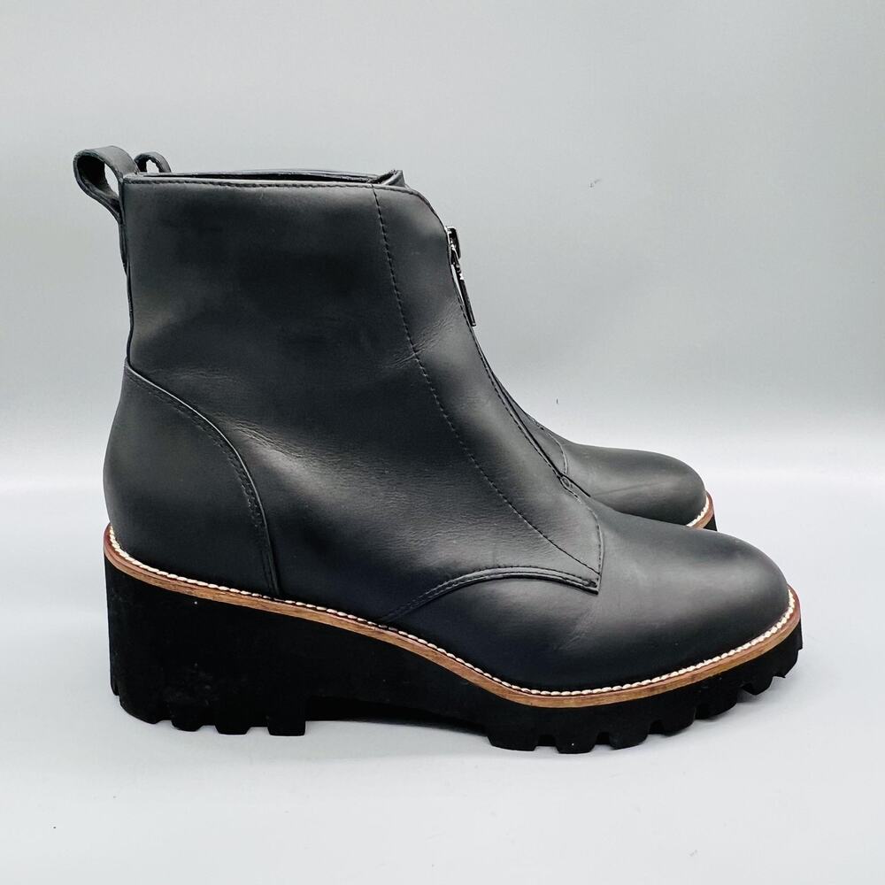Blondo Boots Womens 10 Black Leather Waterproof Ankle Wedge Lug Sole Zip Booties